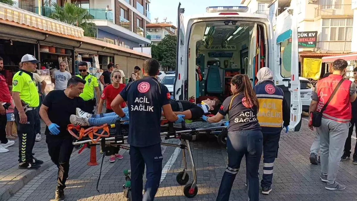 Antalya’da Motosiklet Kazası! Ambulans da Kaza Yaptı