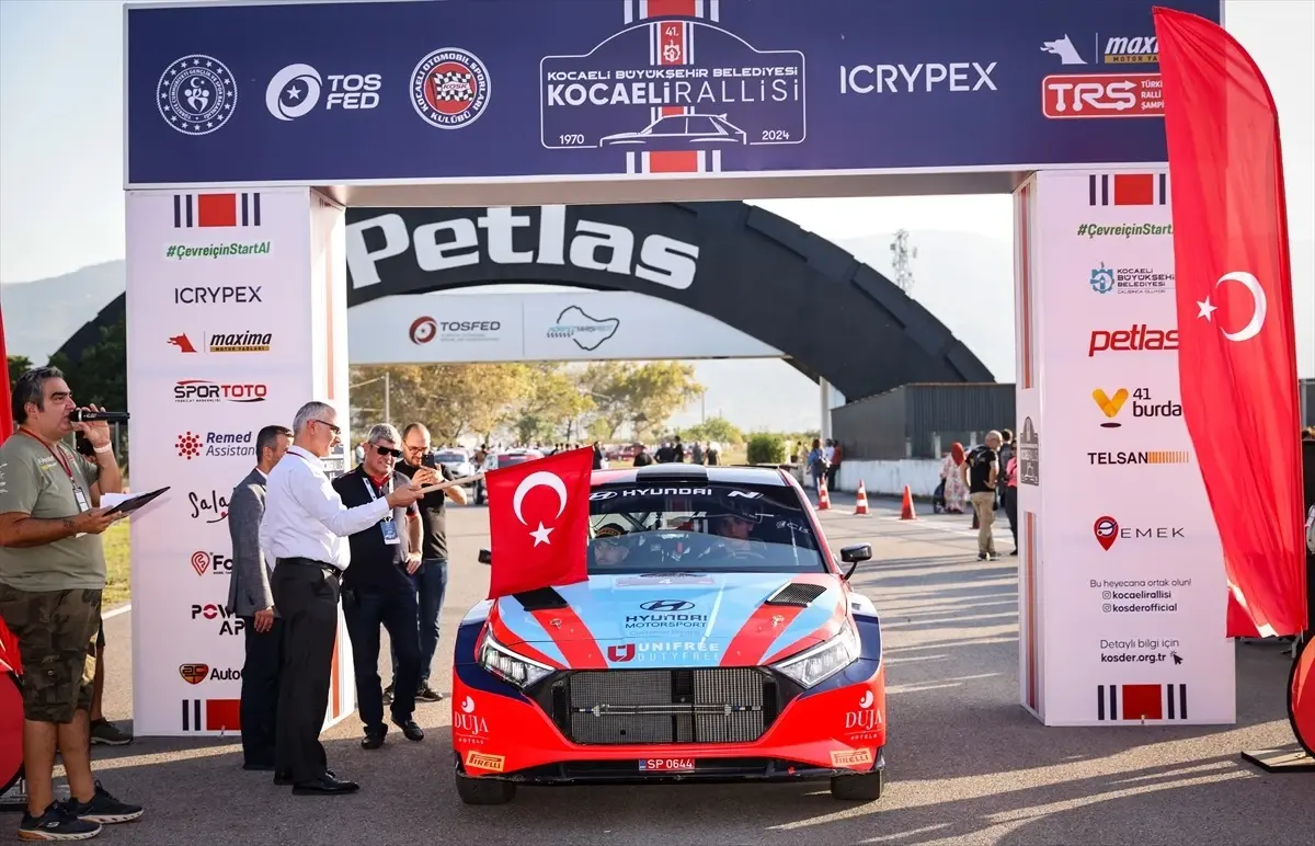 41. Kocaeli Rallisi Seremonik Startı Verildi